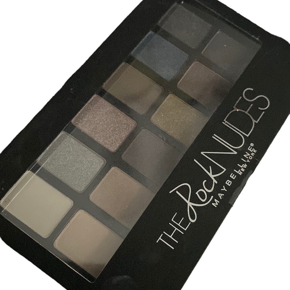 🍀 3 for $15 MAYBELLINE “THE ROCK NUDES” EYESHADOW PALETTE